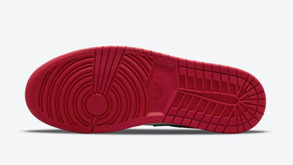 Air Jordan 1 Low Bred Toe