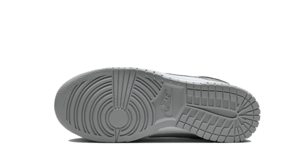 Nike Dunk Low Metallic Silver