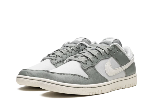Nike Dunk Low Mica Green