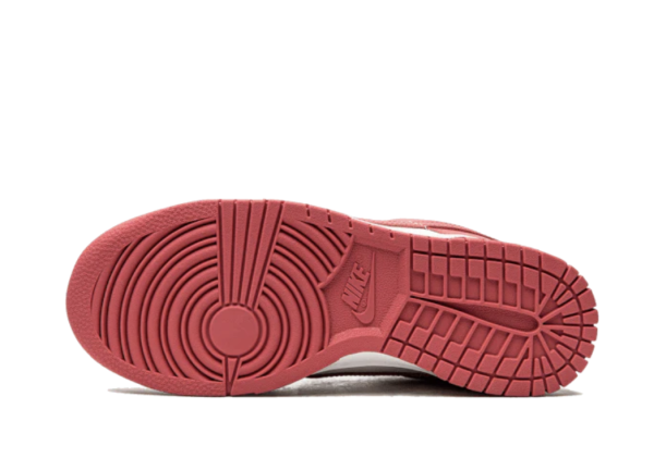 Nike Dunk Low Archeo Pink