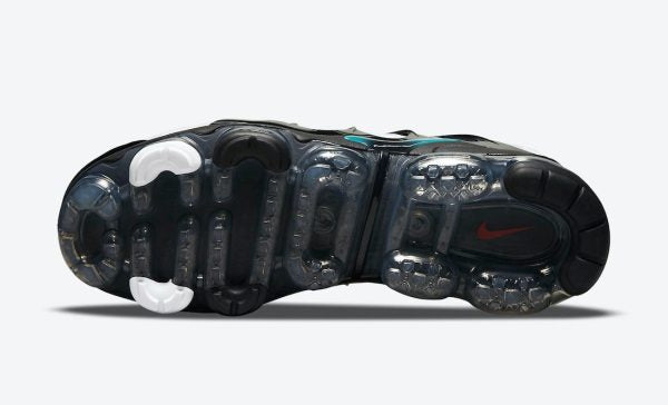 Nike Air VaporMax Plus Swingman