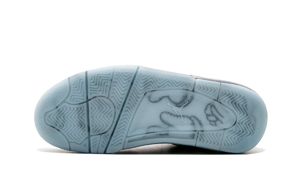 KAWS X Air Jordan 4 Gris