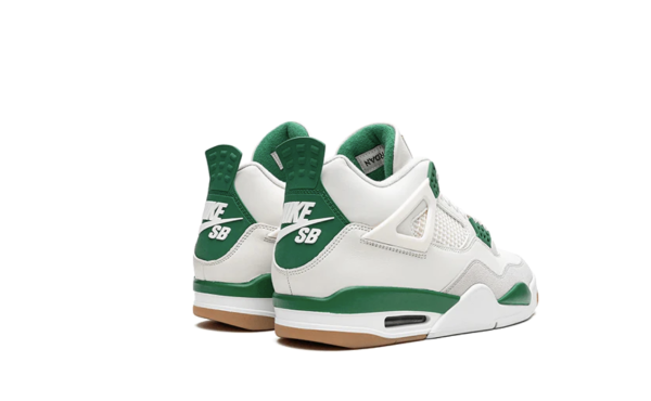Air Jordan 4 Retro SB Pine Green