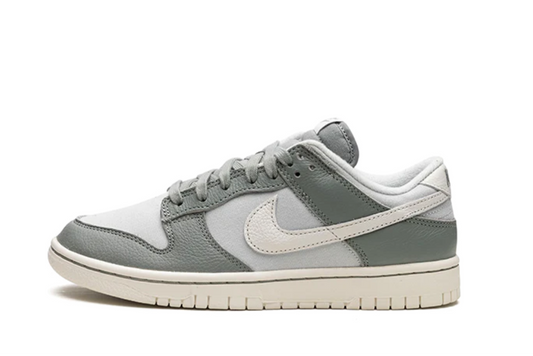 Nike Dunk Low Mica Green