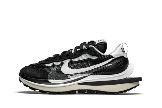 Sacai x Nike Pegasus black and white