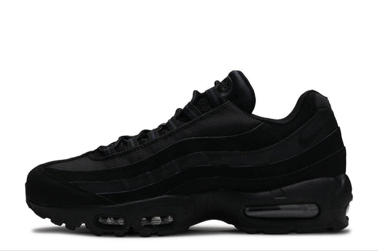 NIKE AIR MAX 95 TRIPLE BLACK